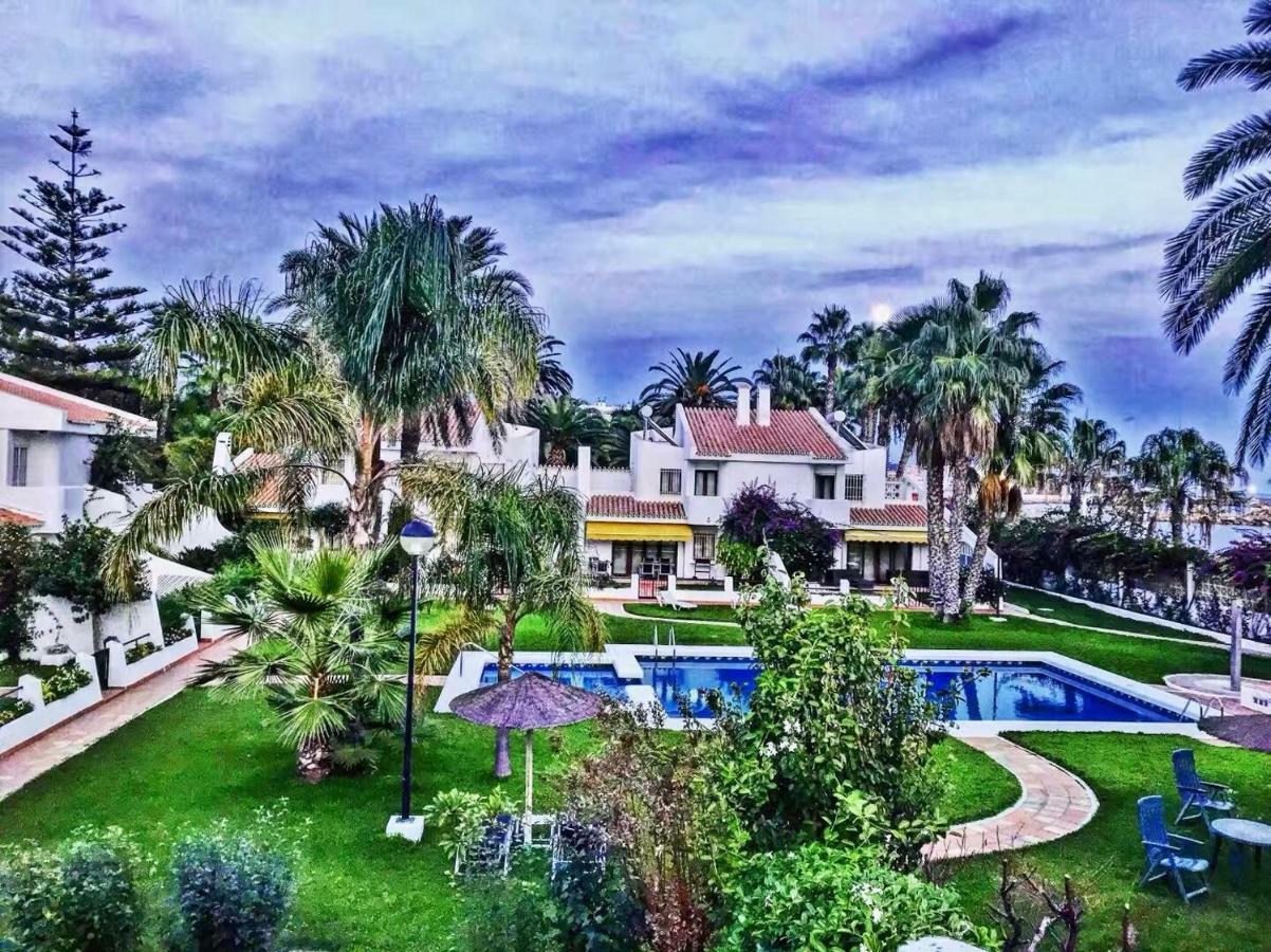 Beachfront Oasis In Costa Del Sol. Caleta de Vélez Eksteriør billede