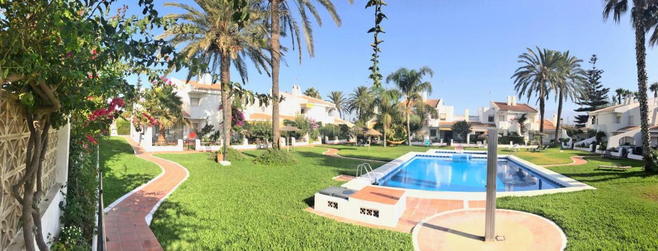 Beachfront Oasis In Costa Del Sol. Caleta de Vélez Eksteriør billede