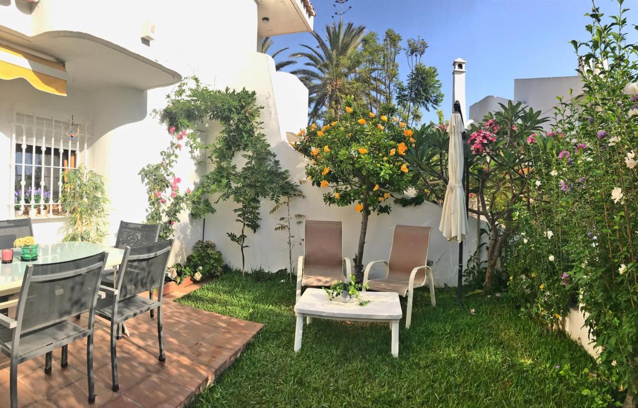 Beachfront Oasis In Costa Del Sol. Caleta de Vélez Eksteriør billede